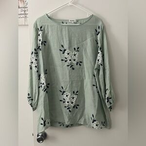 Women’s blouse